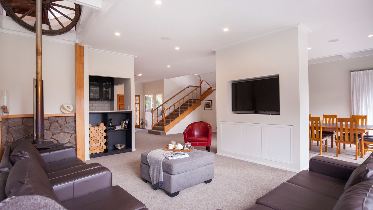 Photo of Others in Pitone