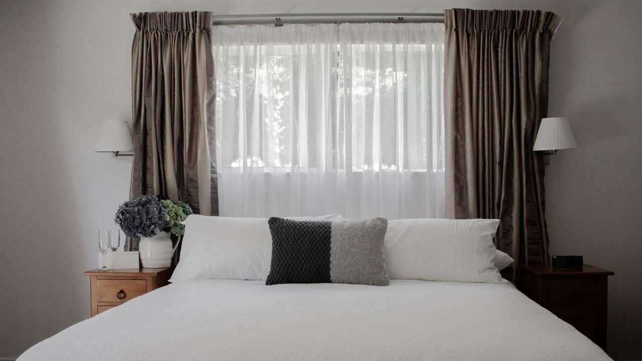 Photo of Others in Pitone