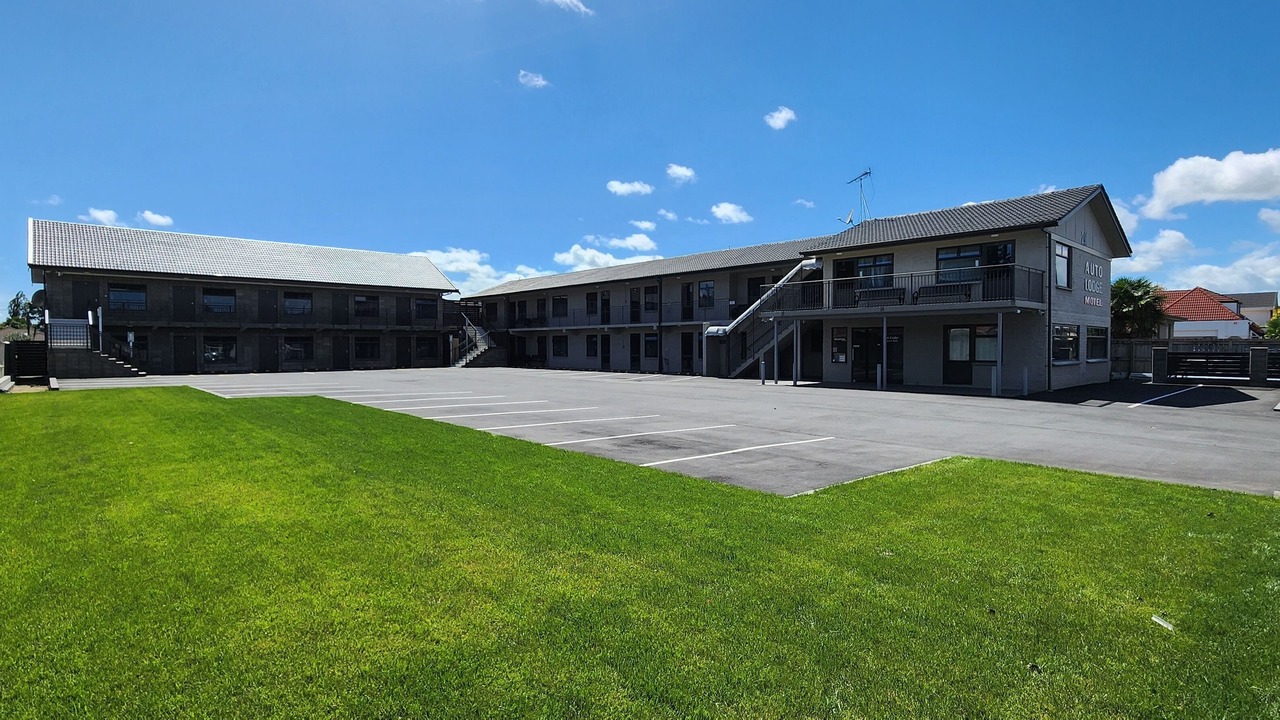 Photo of Outdoor in Hamilton North