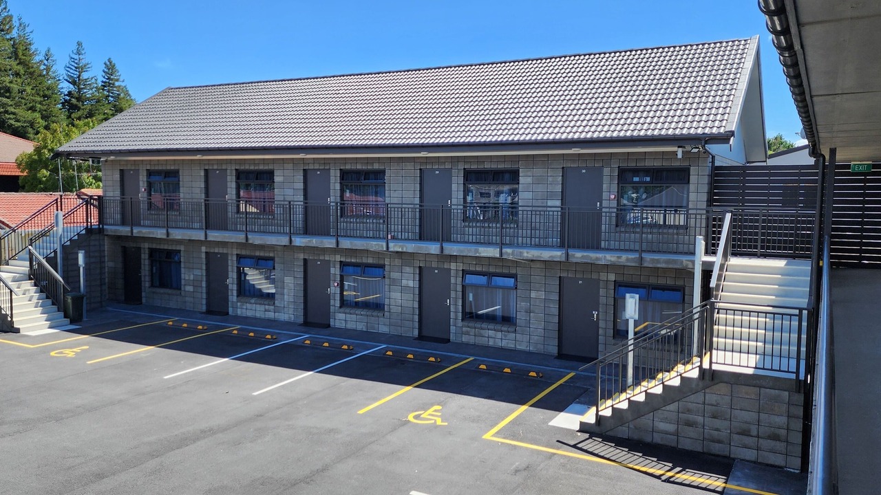 Photo of Outdoor in Hamilton North