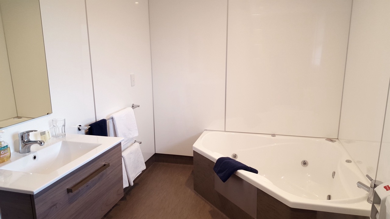 Photo of Bathroom in Hamilton North