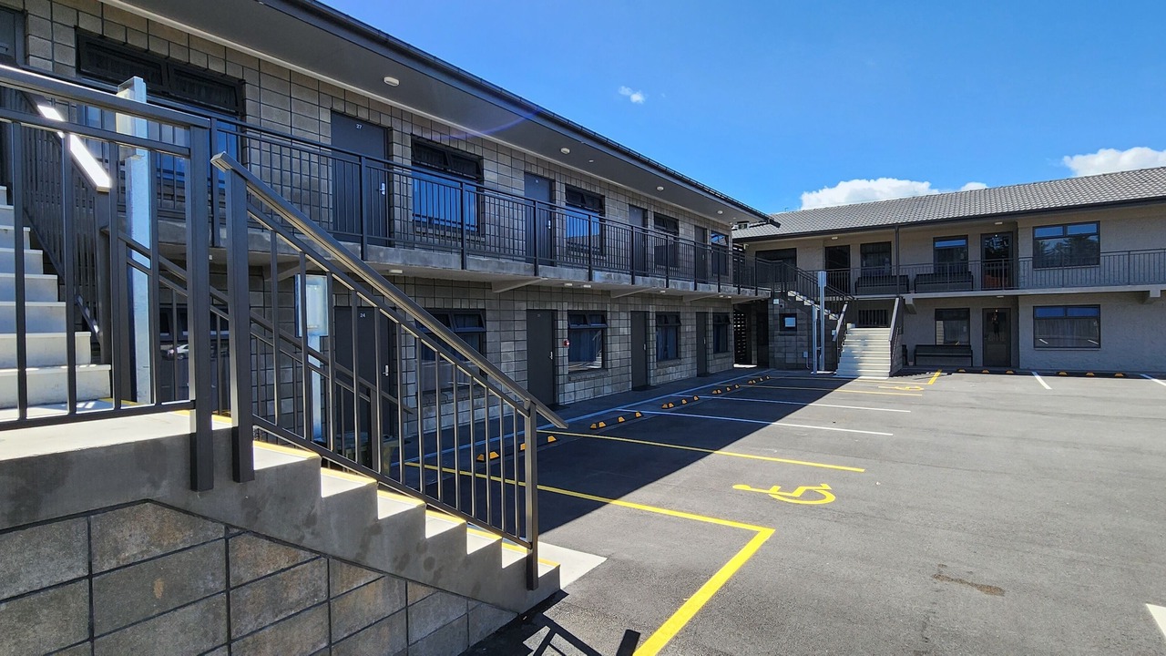 Photo of Outdoor in Hamilton North