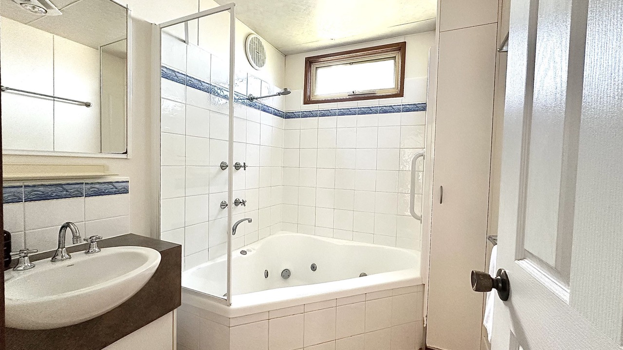 Photo of Bathroom in Marengo