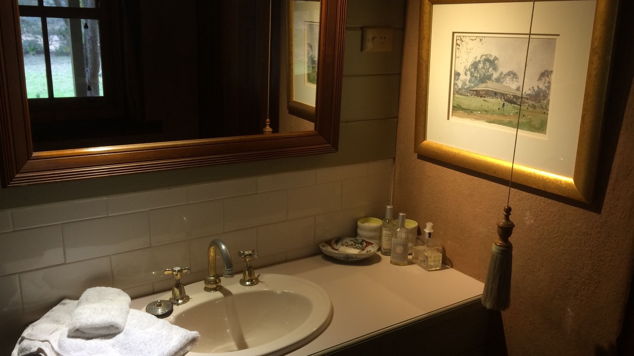 Photo of Bathroom in Eurunderee