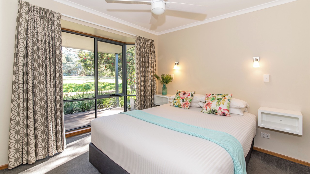 Photo of Others in Bedford Park