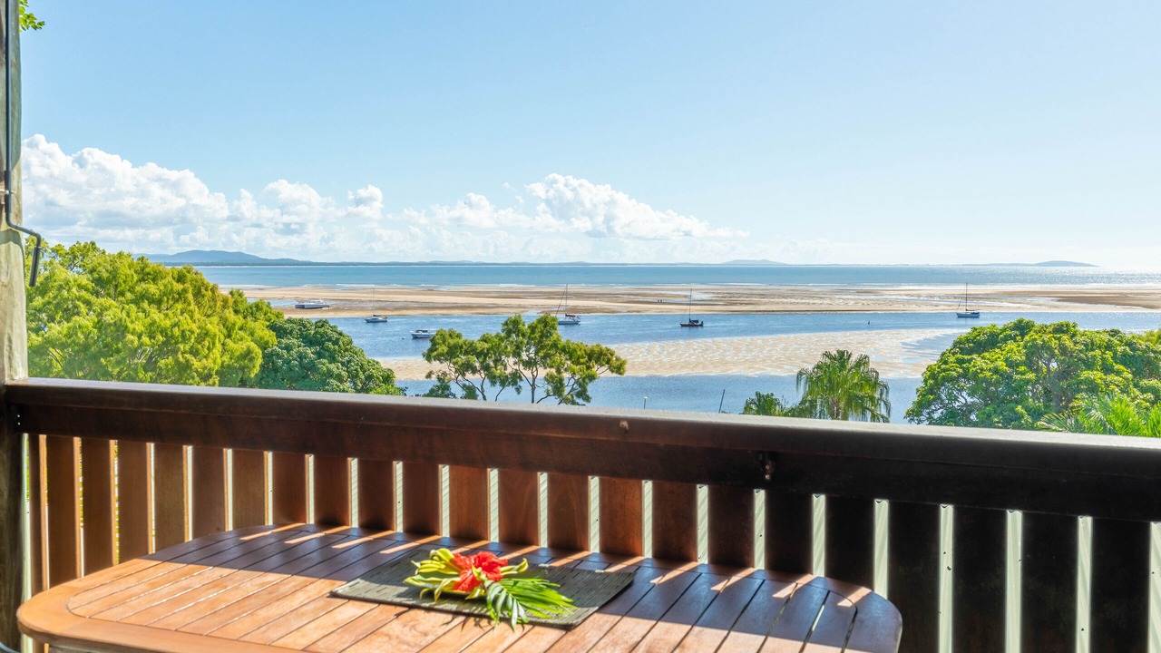 Photo of Others in Seventeen Seventy