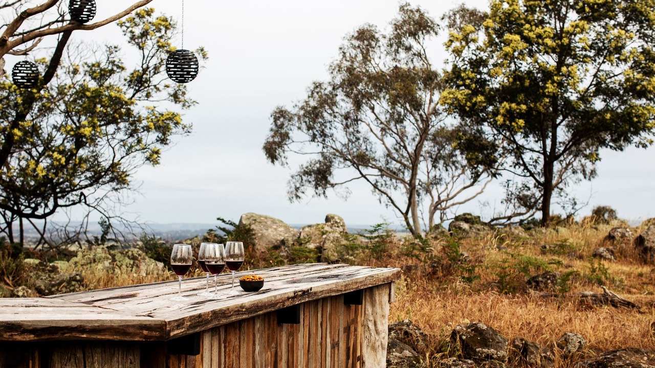 Photo of Outdoor in Limonite