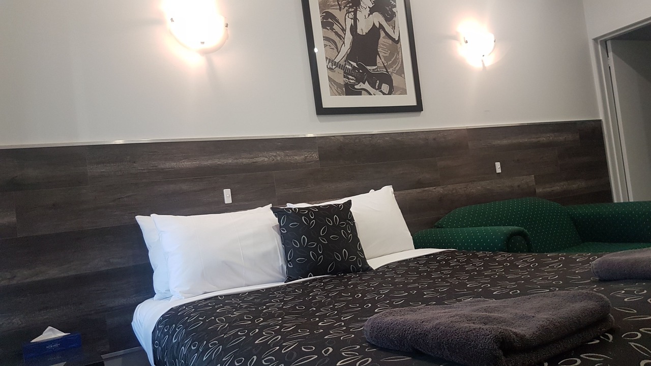 Photo of Others in Sale