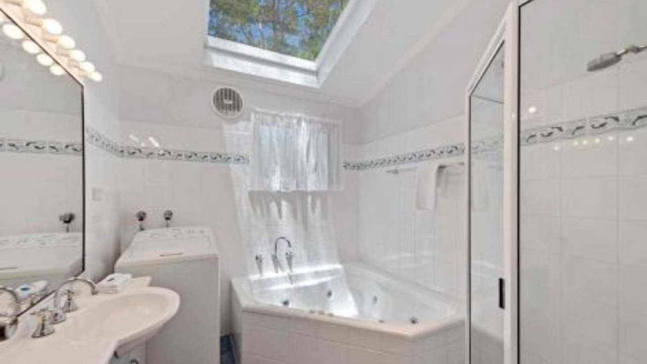 Photo of Bathroom in Burrill Lake