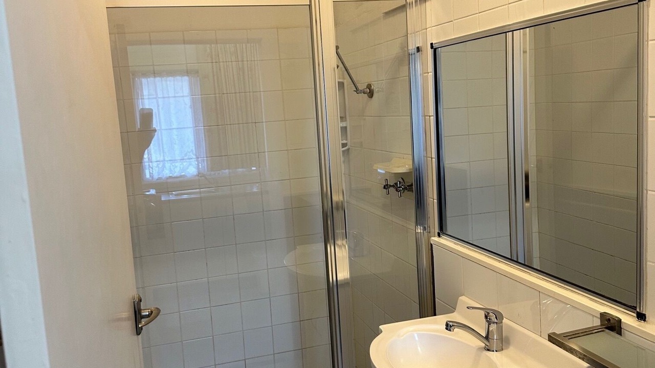 Photo of Bathroom in Lakes Entrance