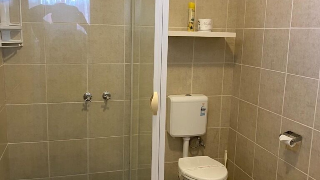 Photo of Bathroom in Lakes Entrance