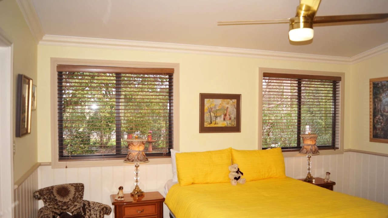 Photo of Others in Rutherglen