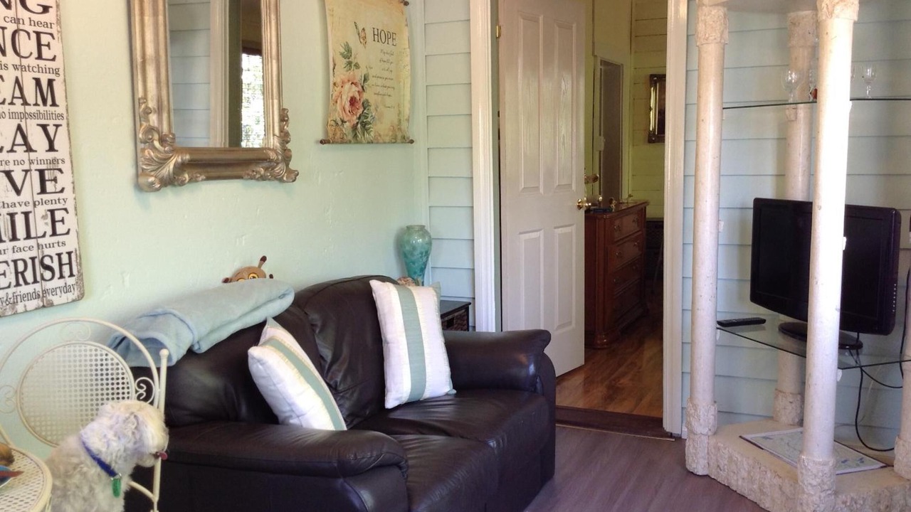 Photo of Others in Rutherglen