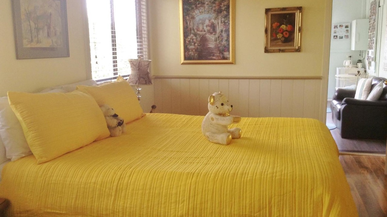 Photo of Others in Rutherglen