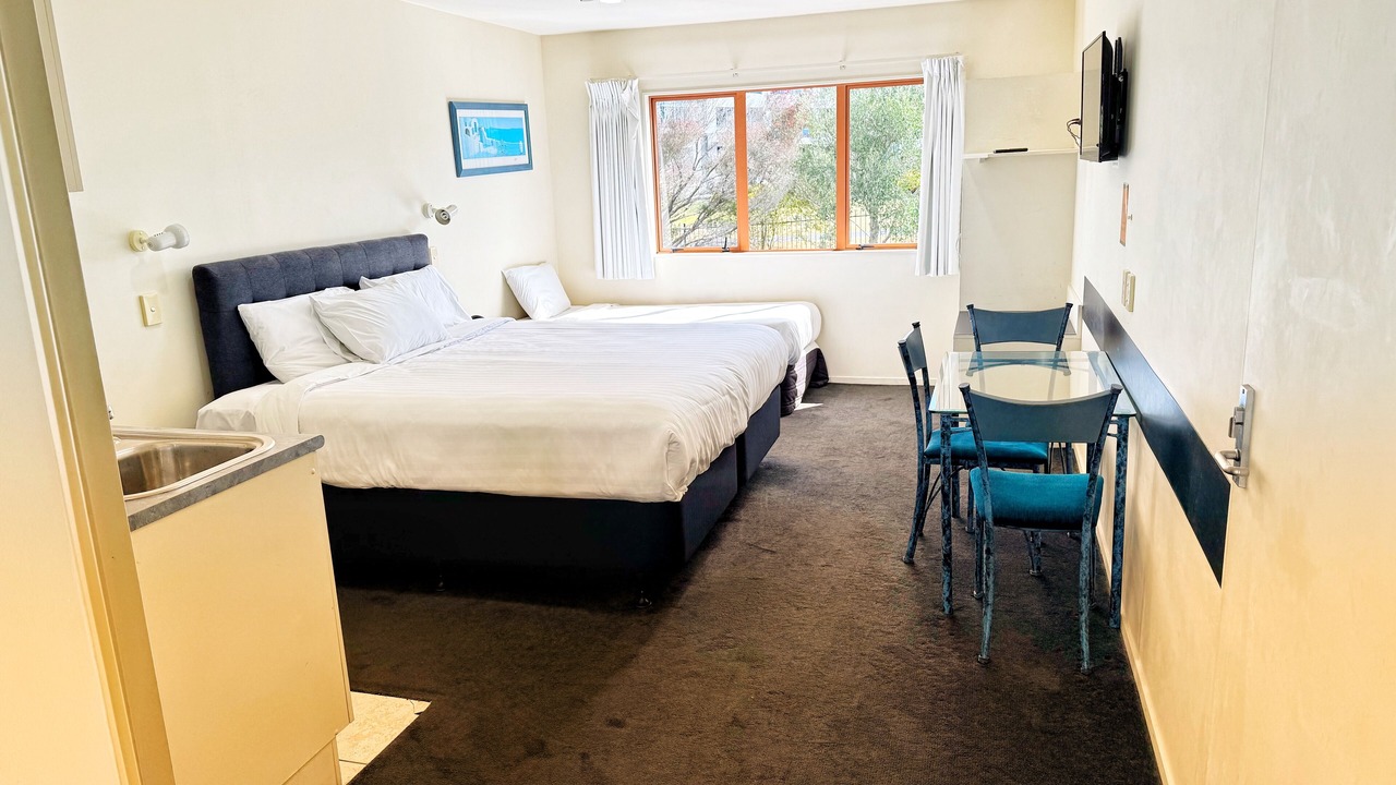 Photo of Others in Albany