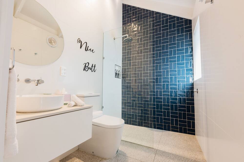 Photo of Bathroom in Port Campbell