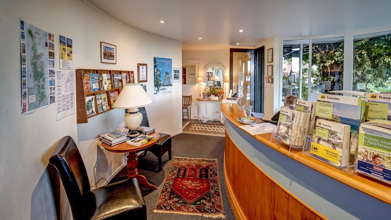 Photo of Others in Thames