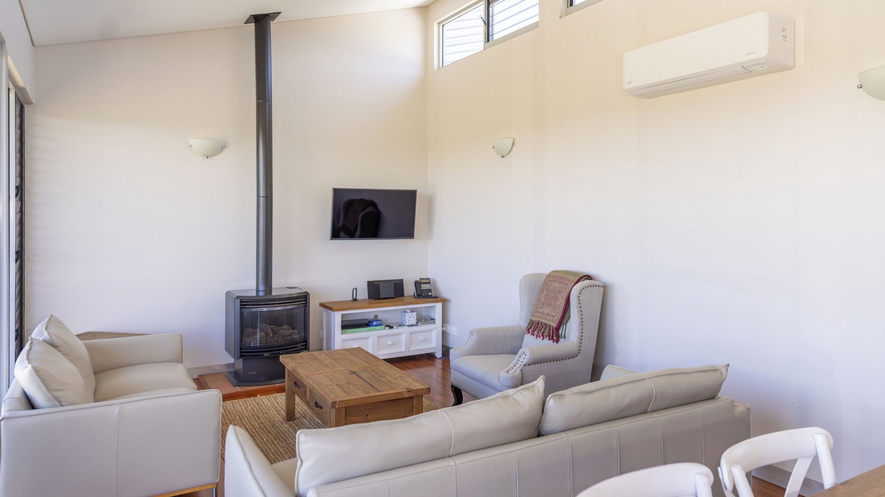 Photo of Livingroom in Lovedale