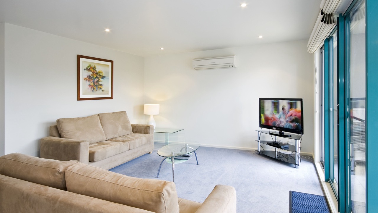 Photo of Others in Lorne