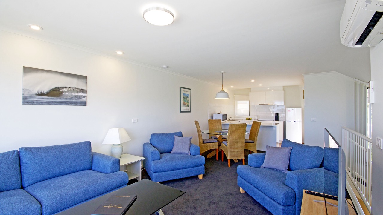 Photo of Others in Lorne