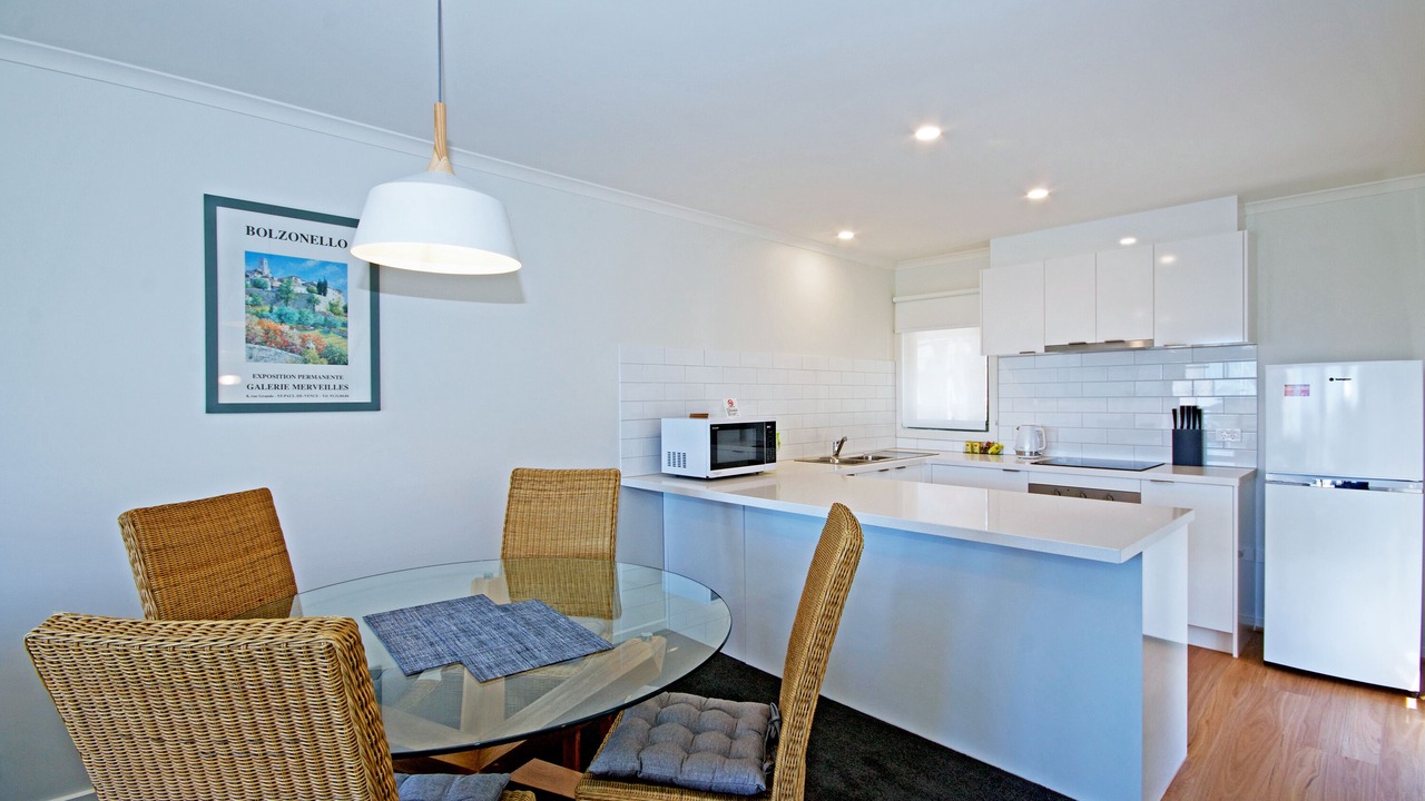 Photo of Others in Lorne