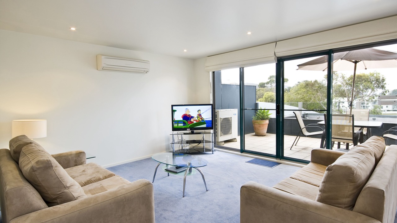 Photo of Others in Lorne