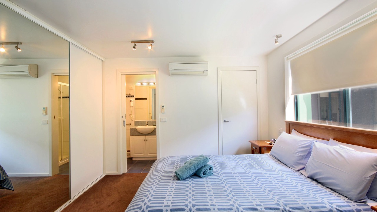 Photo of Others in Lorne