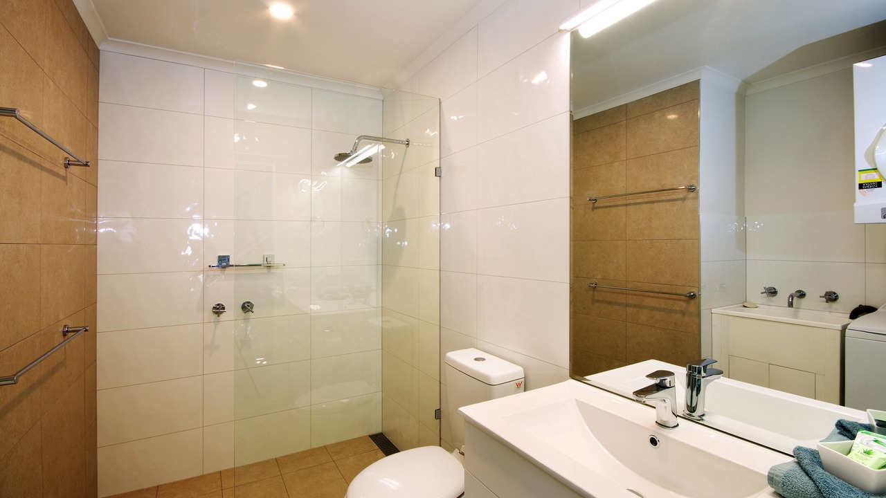 Photo of Bathroom in Lorne