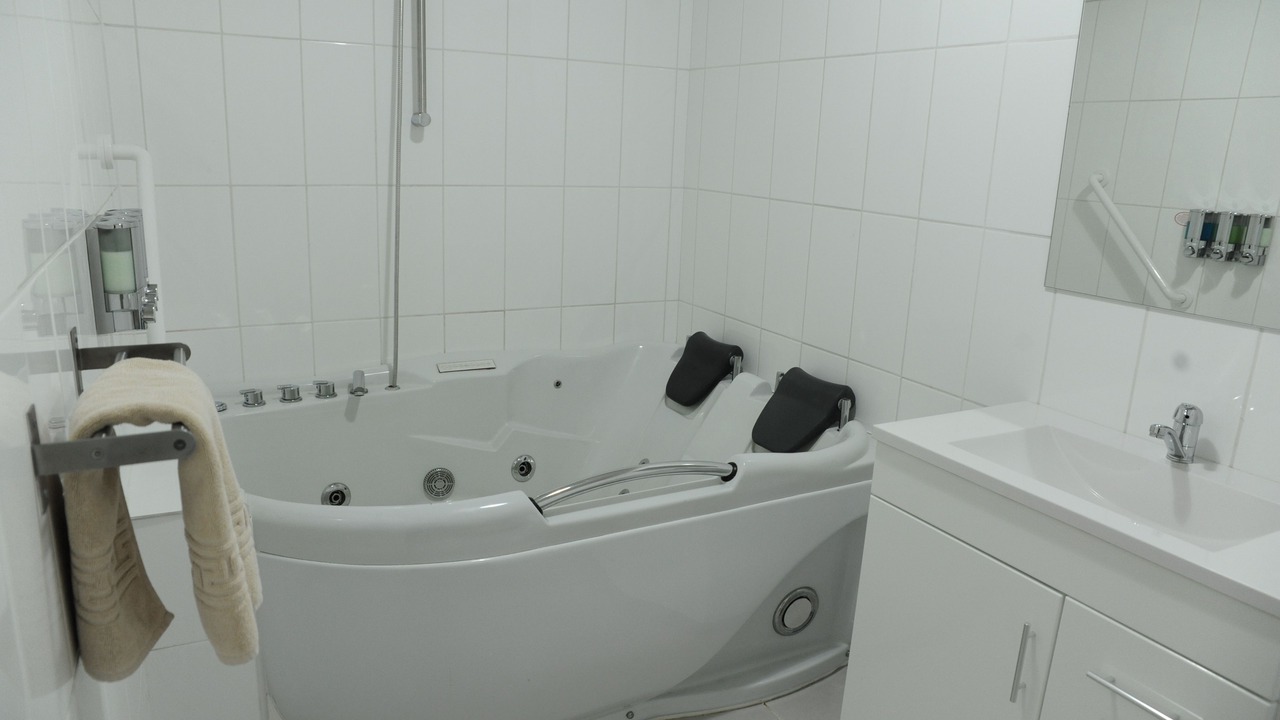 Photo of Bathroom in Mount Eliza