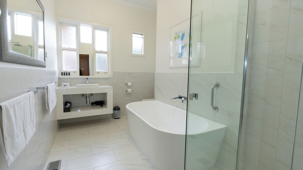 Photo of Bathroom in Golden Point