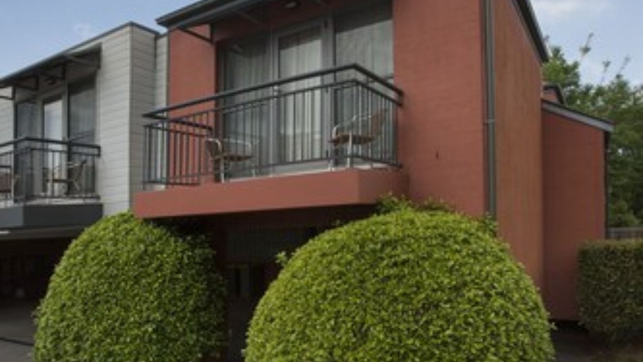 Photo of Outdoor in Berry