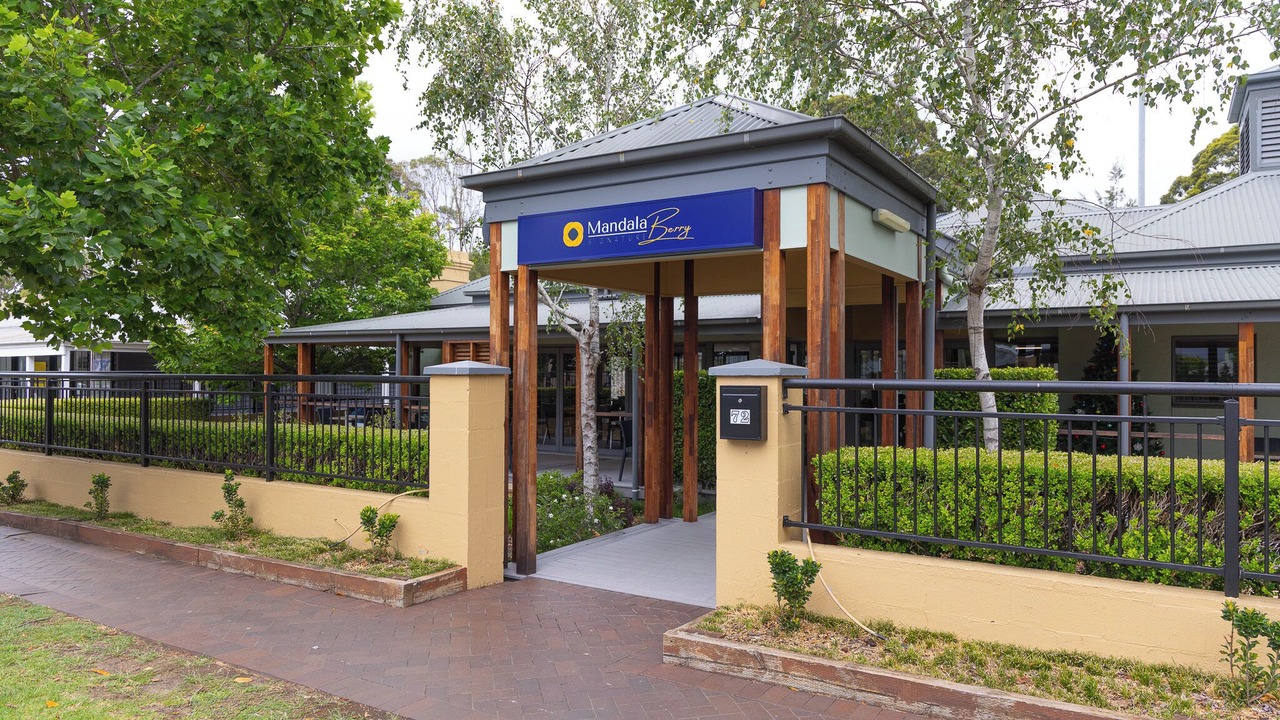 Photo of Outdoor in Berry