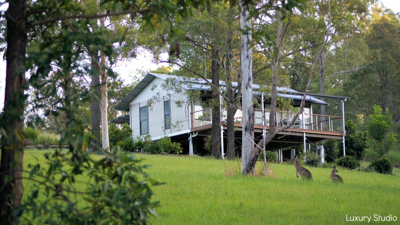 Photo of Buildings in Melawondi