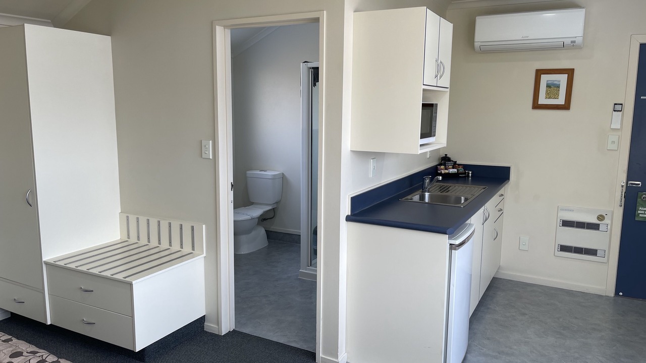 Photo of Others in Levin