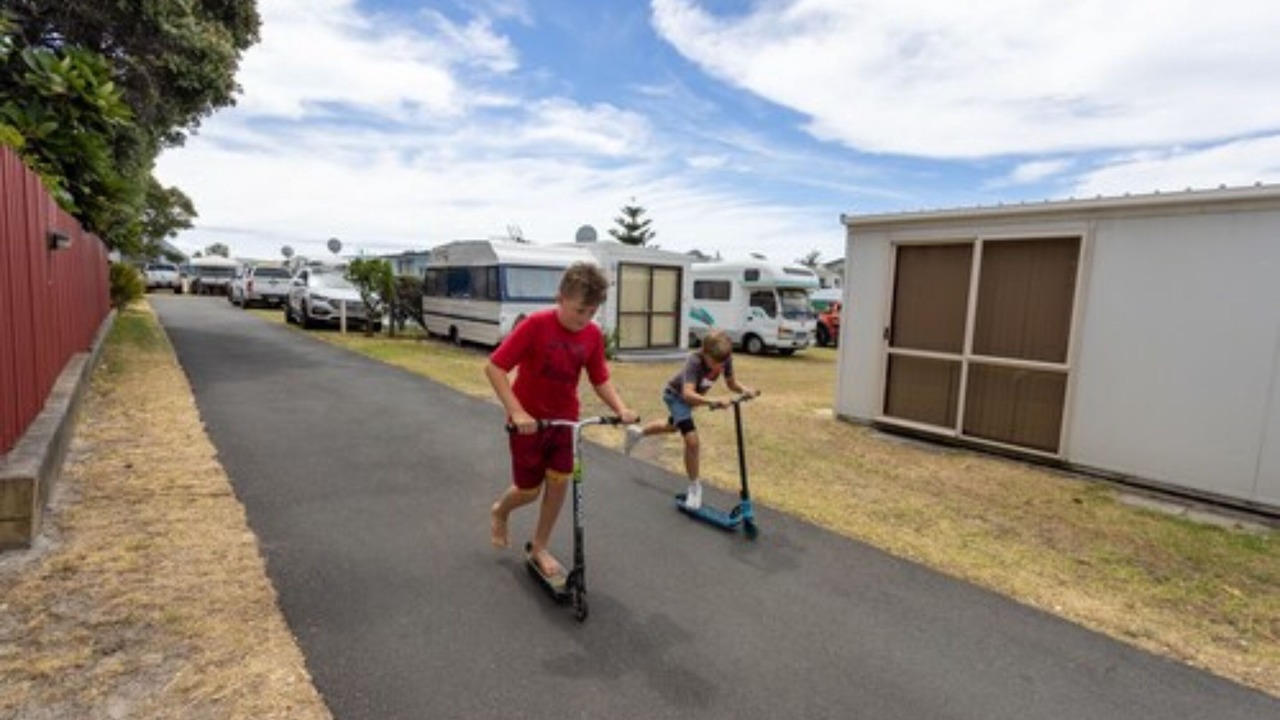 Photo of Others in Omanu