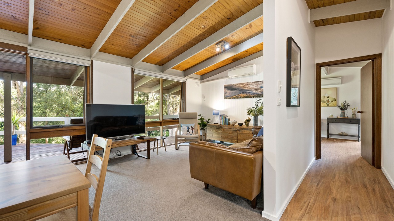 Photo of Livingroom in Tawonga South