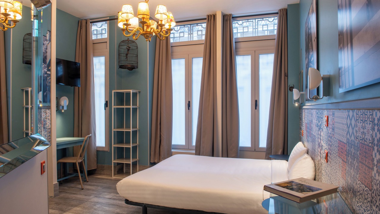 Photo of Bedroom in Arts-et-Metiers