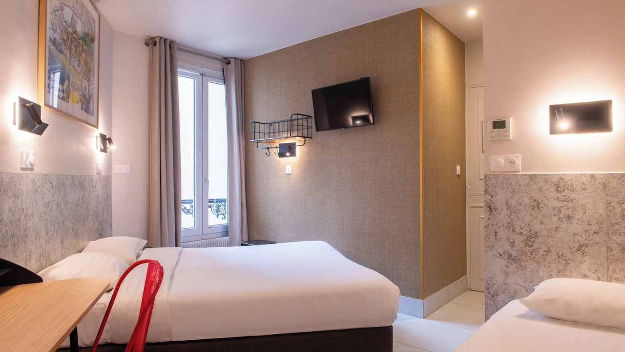 Photo of Bedroom in Arts-et-Metiers
