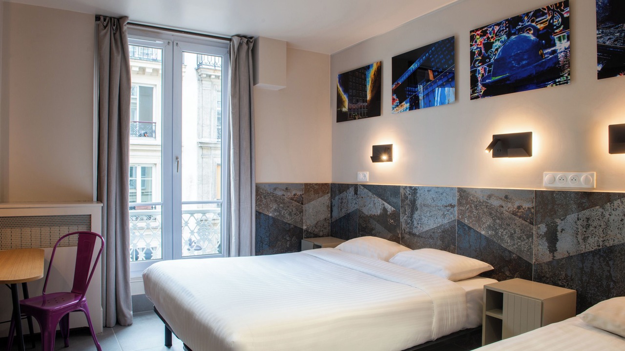 Photo of Bedroom in Arts-et-Metiers