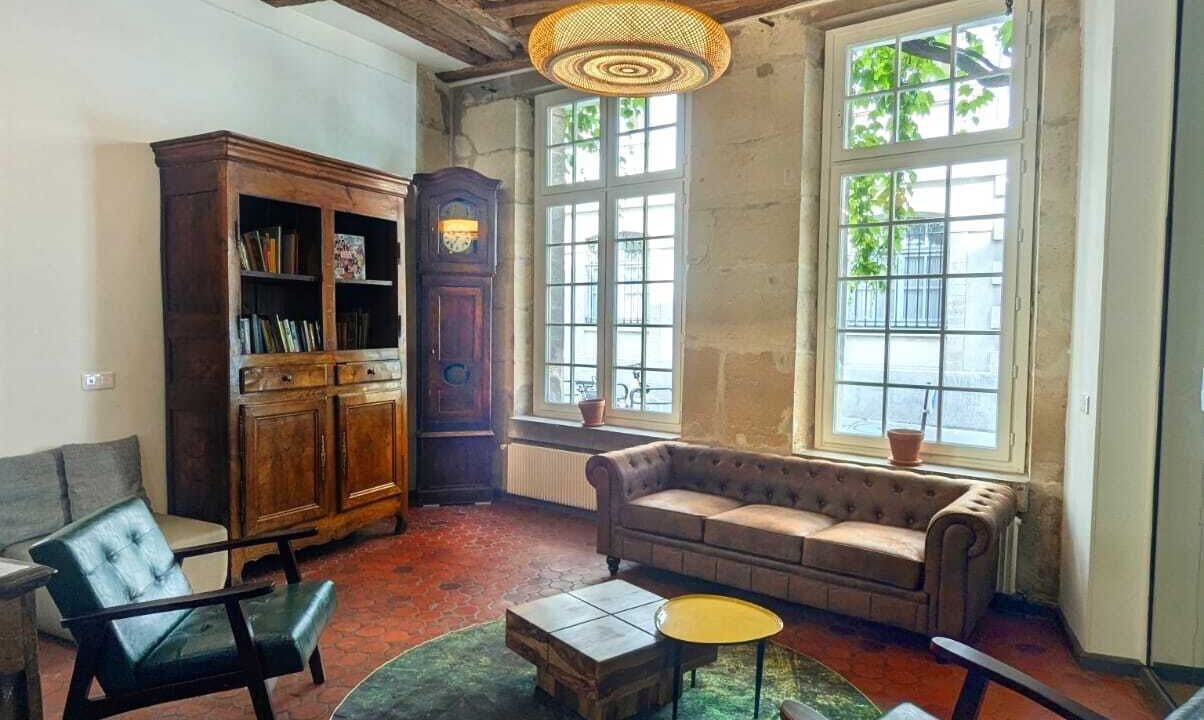 Photo of Livingroom in 4th Arrondissement