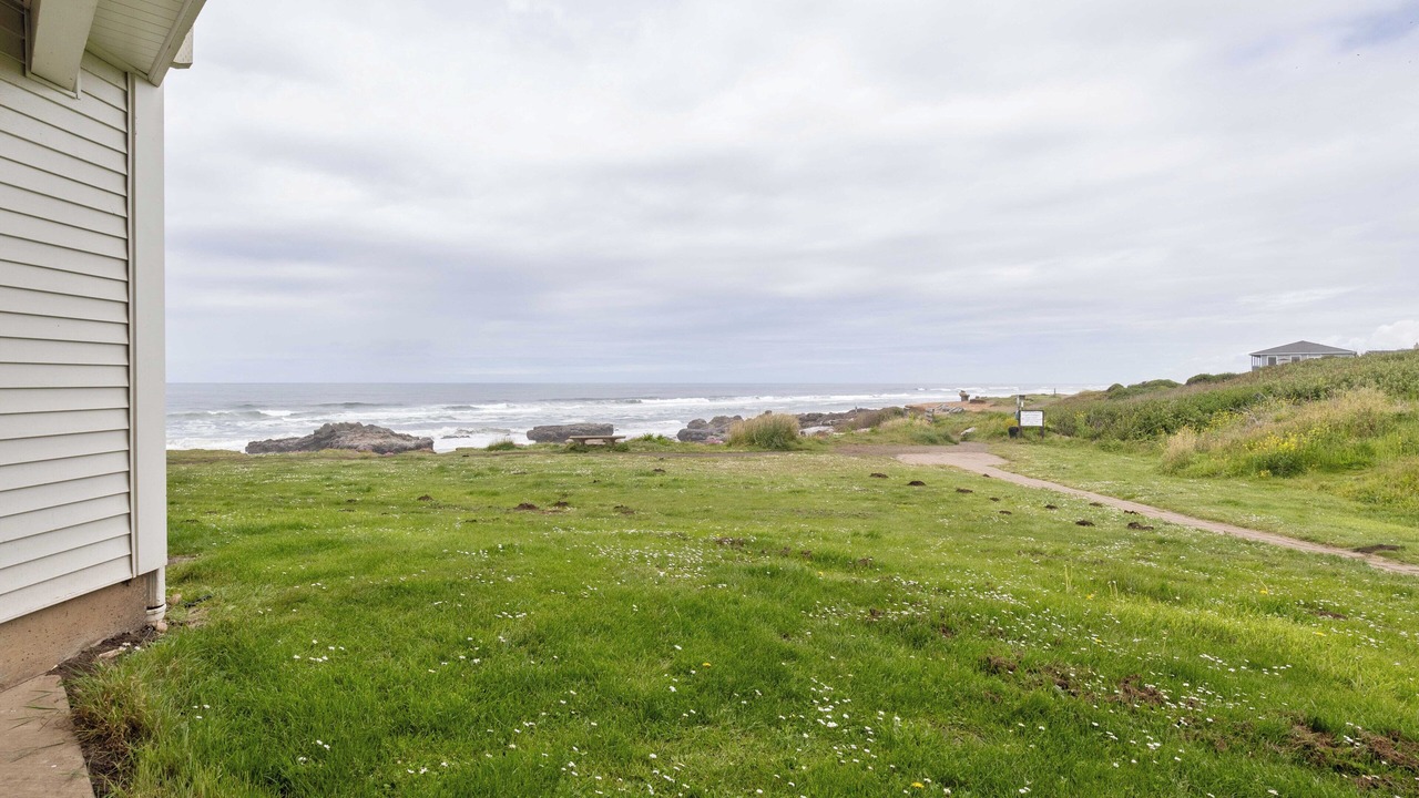 Photo of Bedroom in Yachats