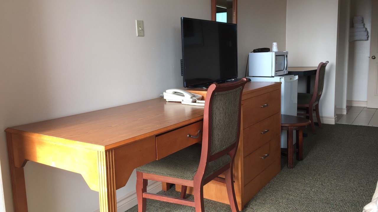 Photo of Bedroom in Port Colborne