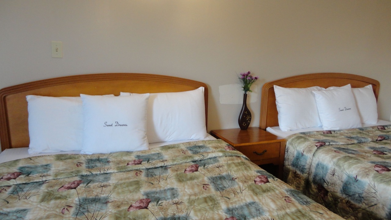 Photo of Bedroom in Port Colborne