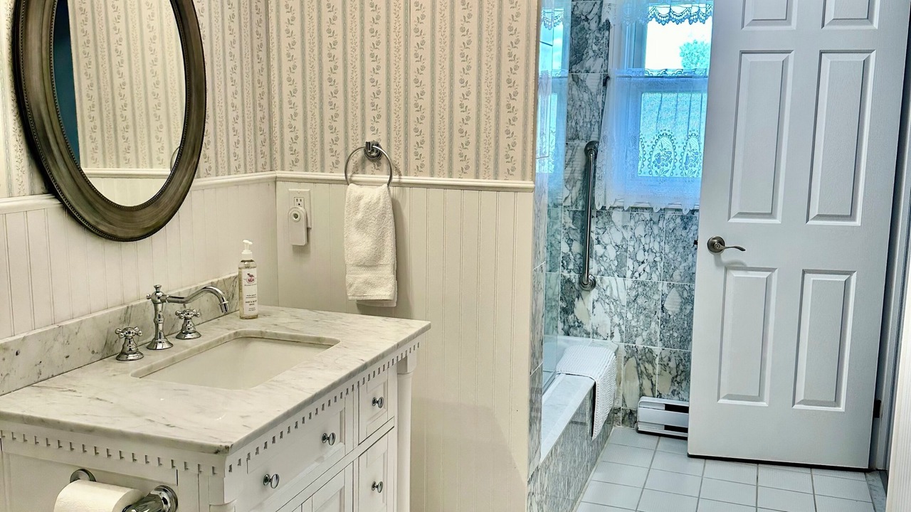 Photo of Bathroom in Creemore