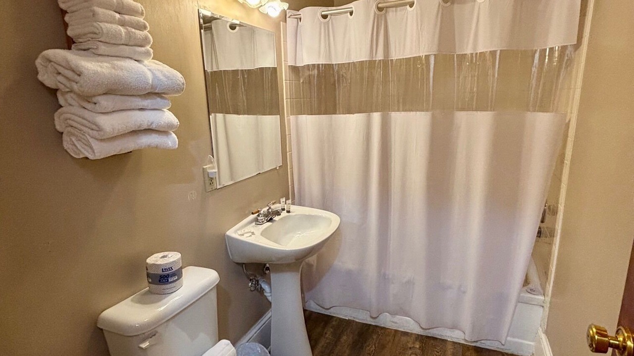 Photo of Bathroom in Frostburg