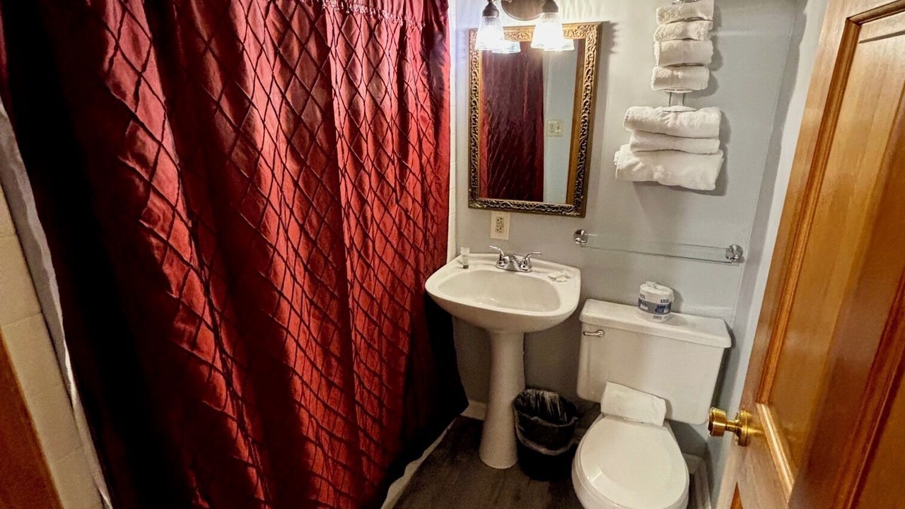 Photo of Bathroom in Frostburg