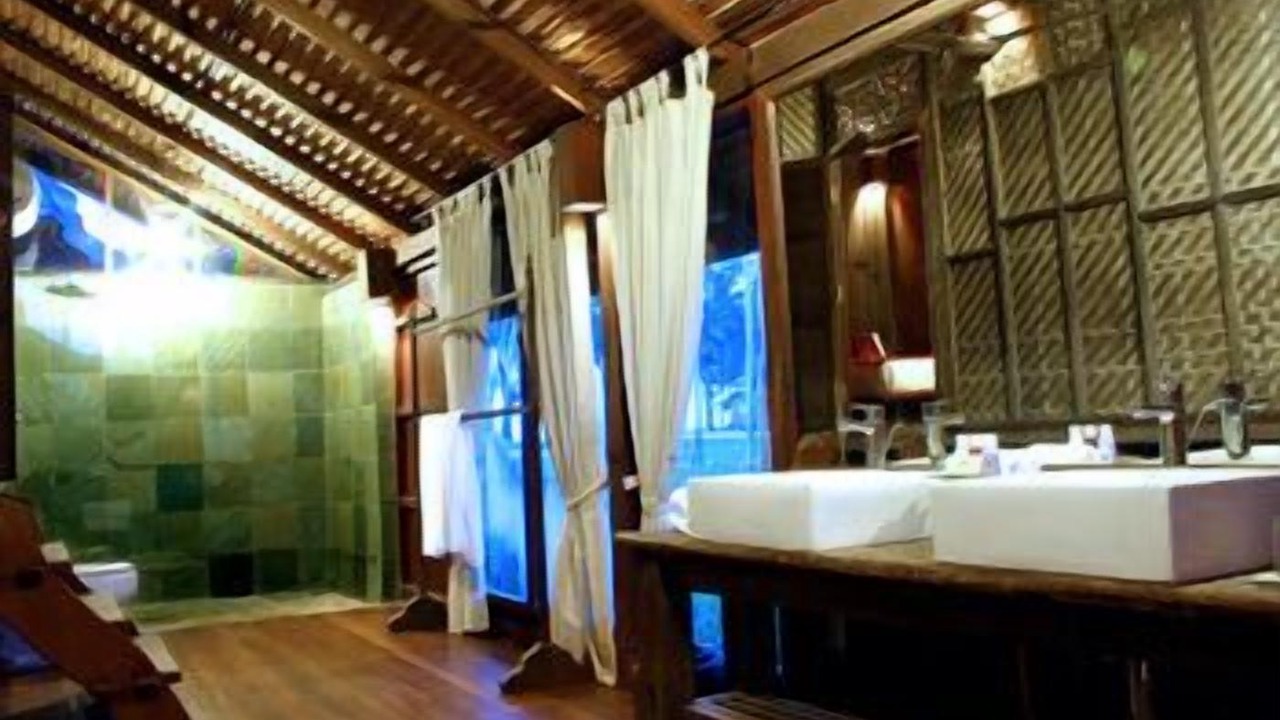 Photo of Bathroom in Pantai Penarik