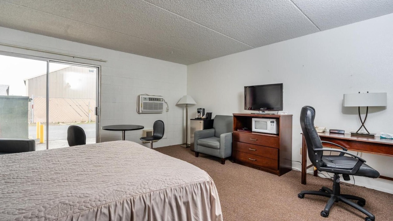 Photo of Bedroom in Connell