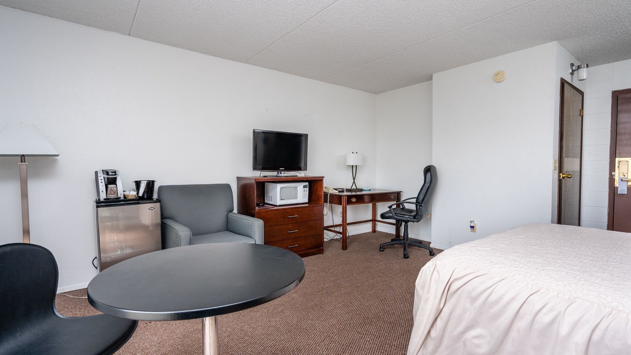 Photo of Others in Connell