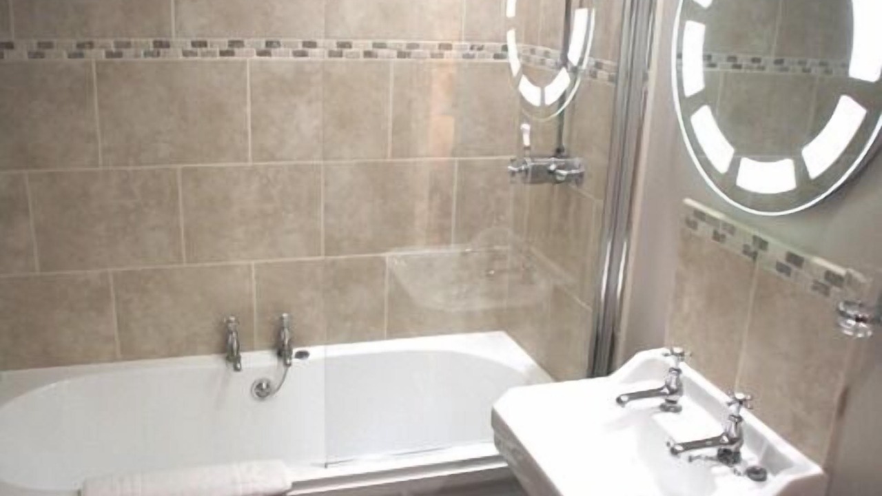 Photo of Bathroom in Ludwel